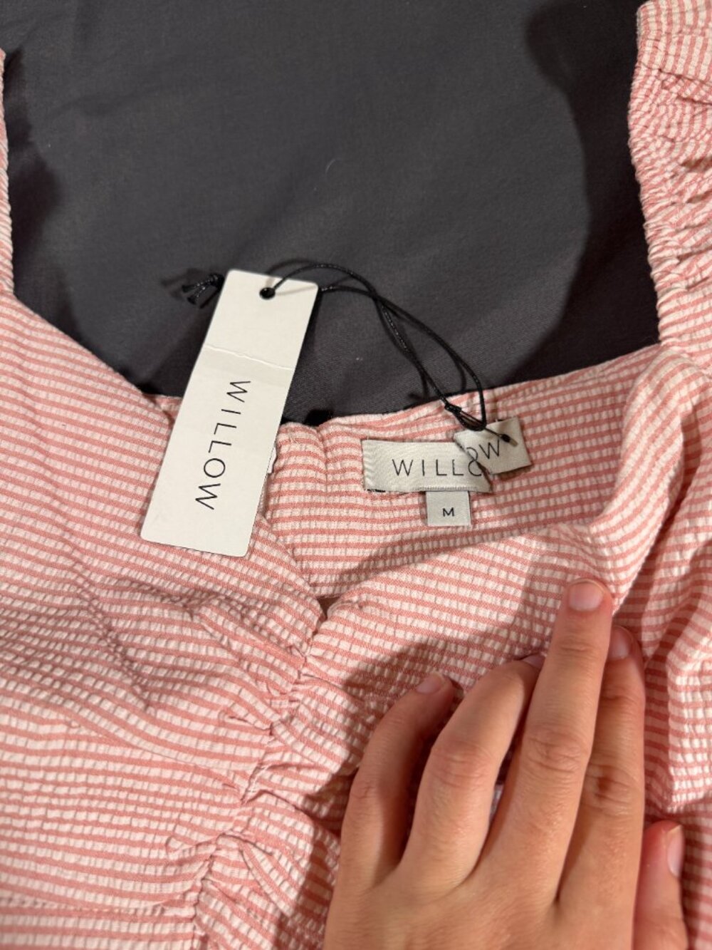 Willow & Clay Pink Seersucker Ruched Puff Sleeve Bodycon Mini Dress Womens M NWT - Picture 4 of 10